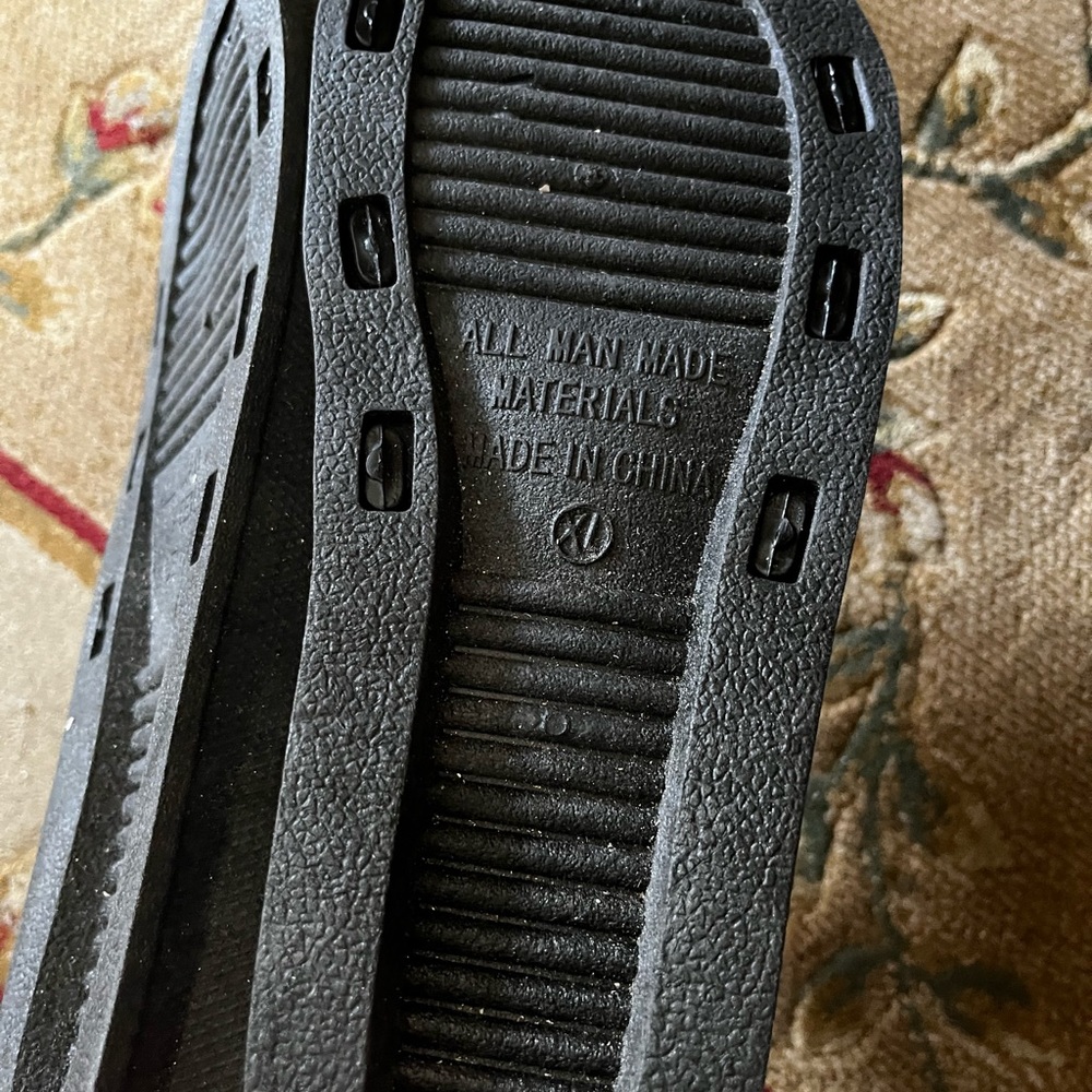 Sandals - Picture 4 of 4